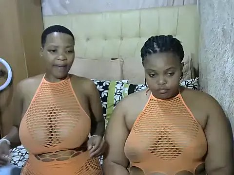 Twin_lovers on StripChat