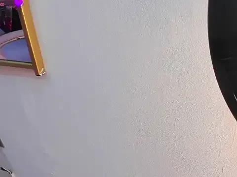 Freechat vagaro_ on StripChat