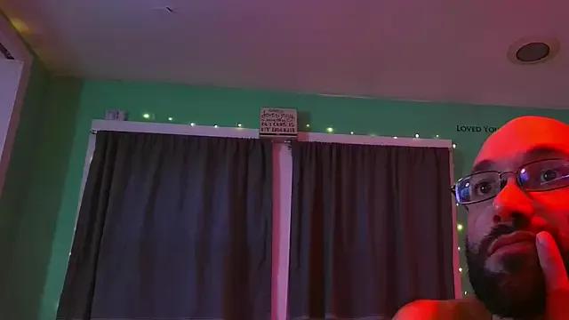 Freechat versatilevortex on StripChat