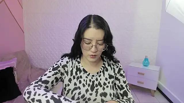 Freechat Violetaa_diazz on StripChat