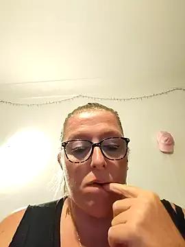 winniess40 on StripChat 