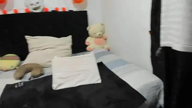 Freechat Yin_yang_hot on StripChat