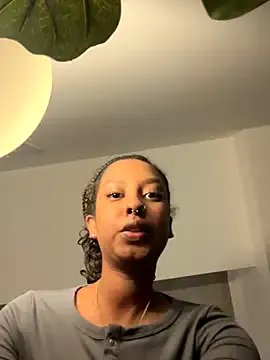 Your_Paris on StripChat