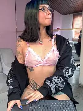 Freechat ZoeRaven_Pink on StripChat