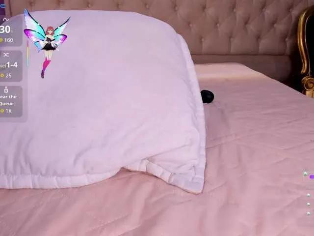 LittleCheerry from BongaCams
