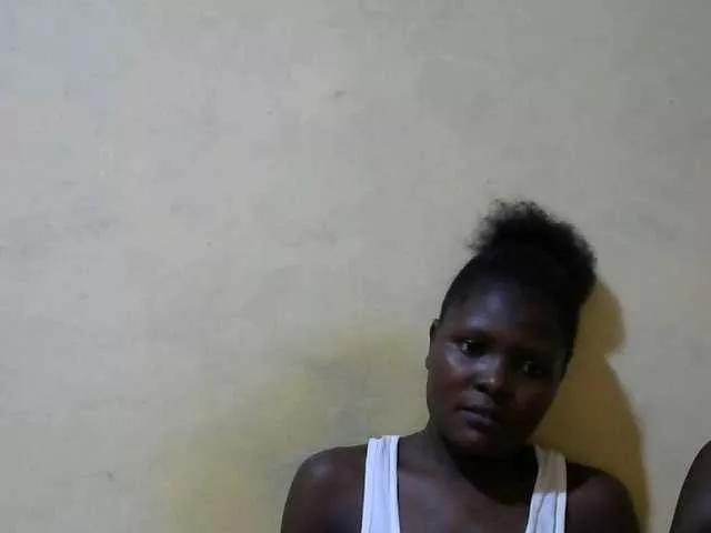 sexy-jenny on BongaCams