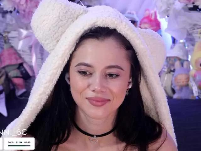 Taanni from BongaCams