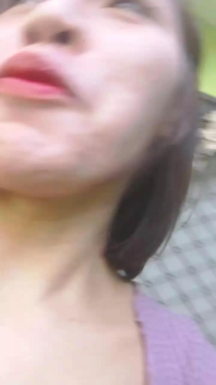 anna_lo from Cam4
