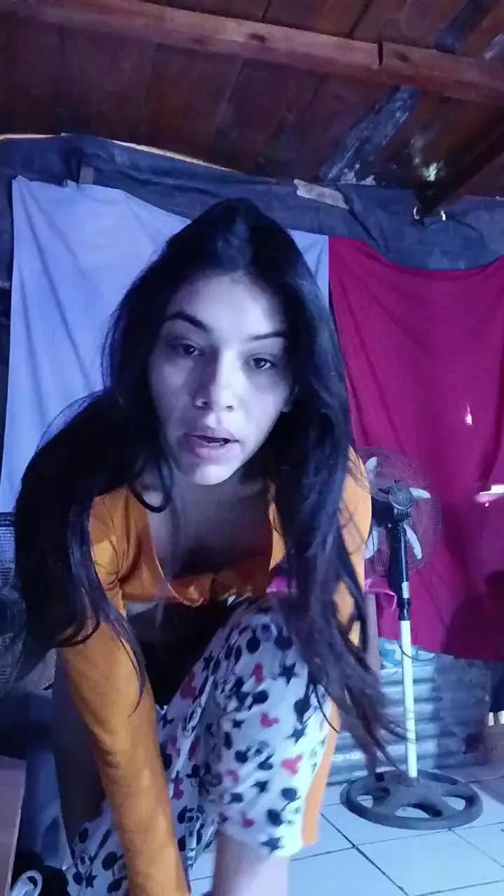Babyescorpio222 from Cam4