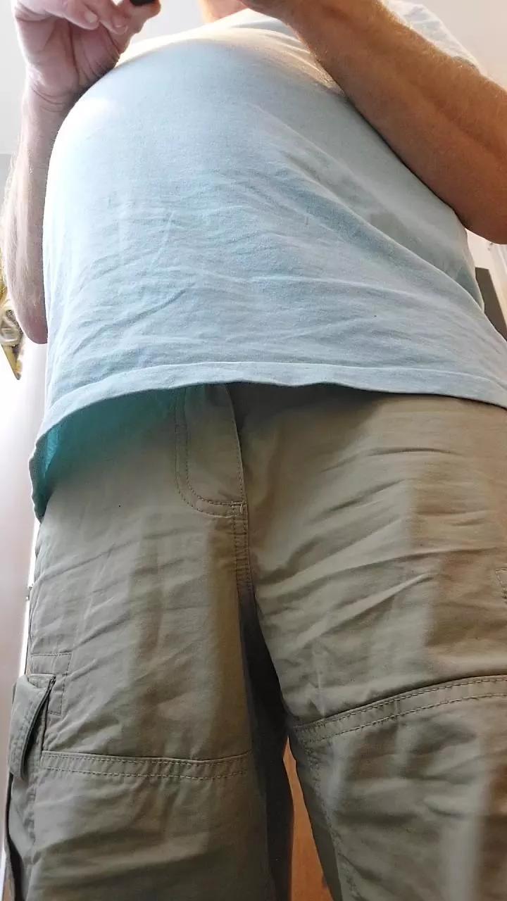 cheekeygeeza61 from Cam4