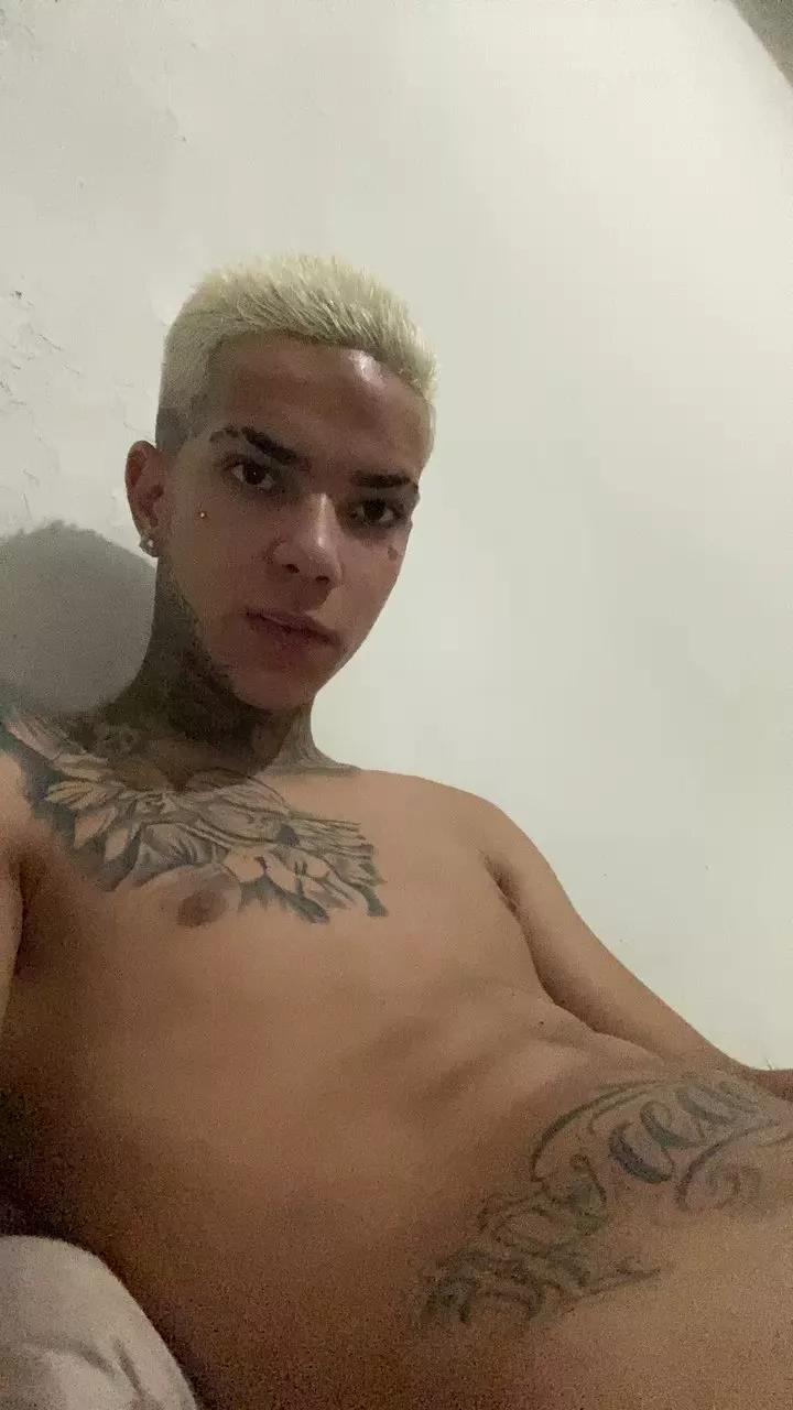 Eookevin from Cam4