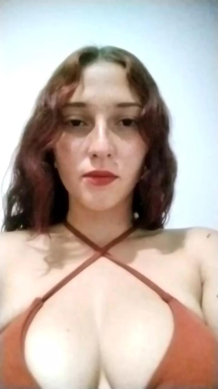 hanna_fox3 from Cam4