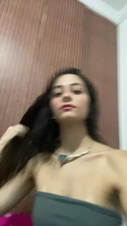 Lara2607 from Cam4