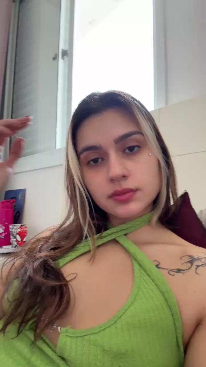 Lara2607 from Cam4