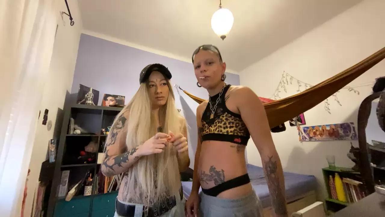 Lili_Samara23 from Cam4