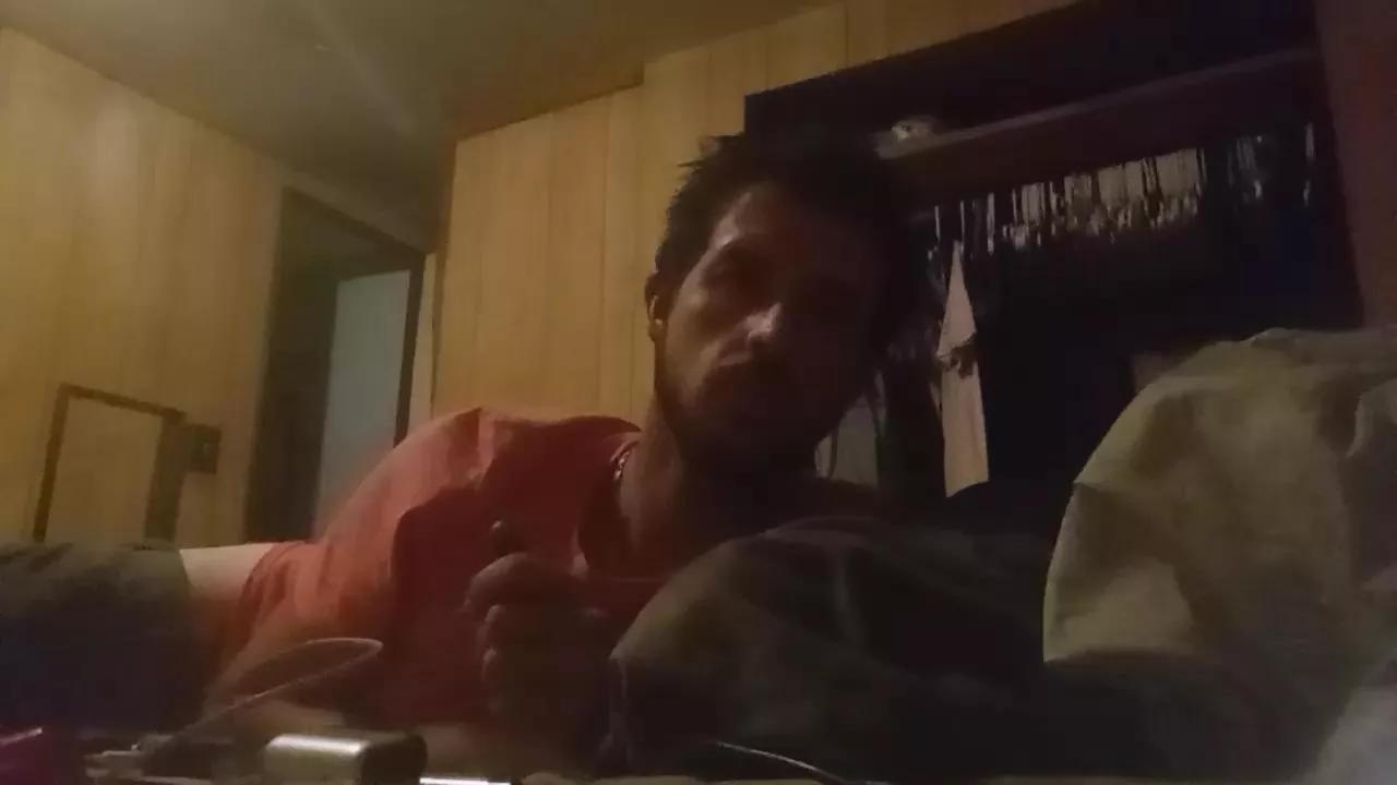 Littleguy25 from Cam4