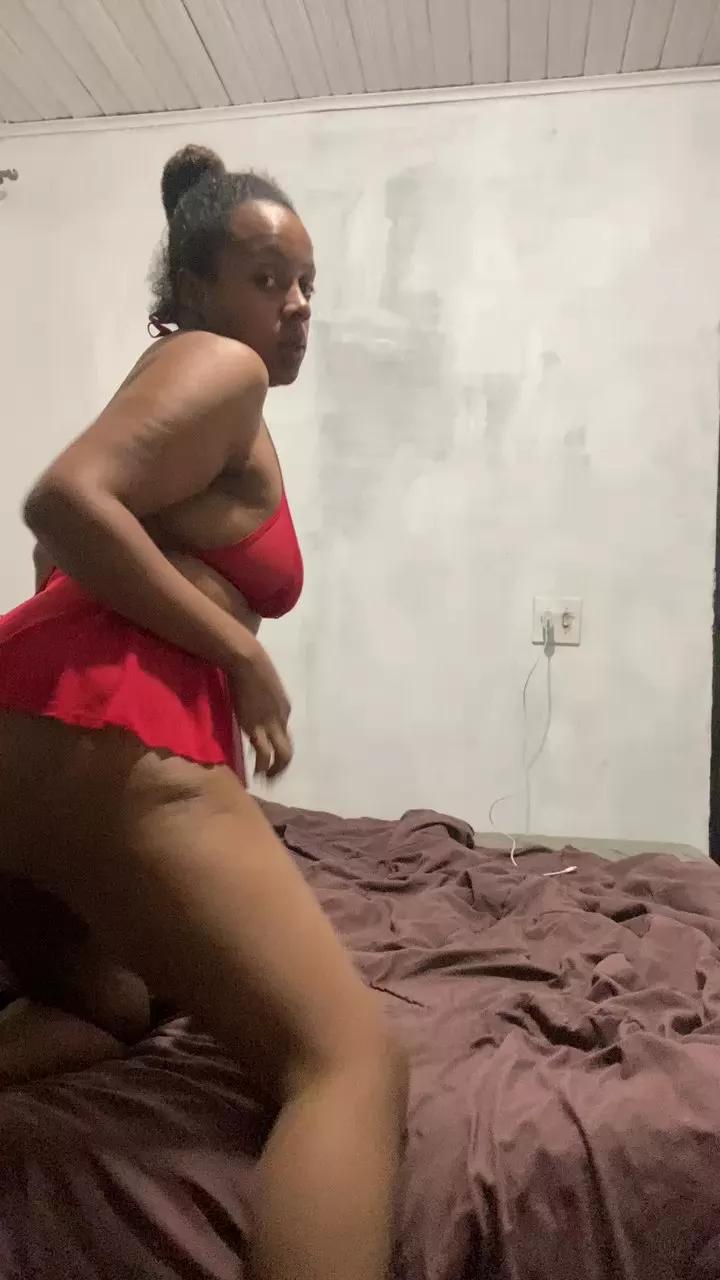 luluzinha46 from Cam4