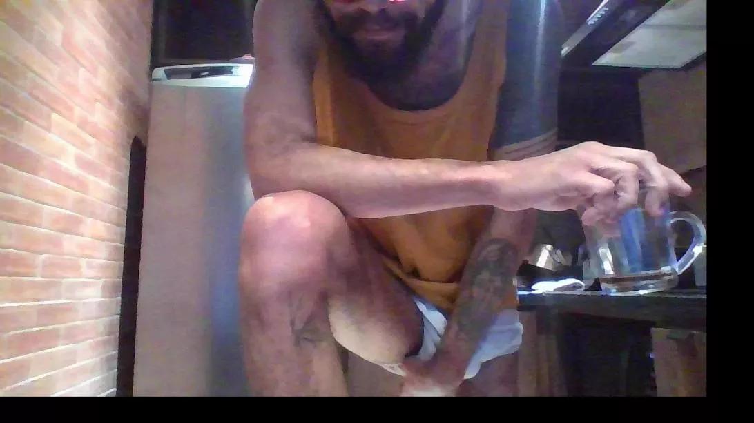 navalhabr from Cam4