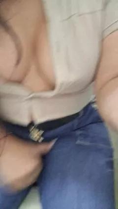 Ravvena42 from Cam4