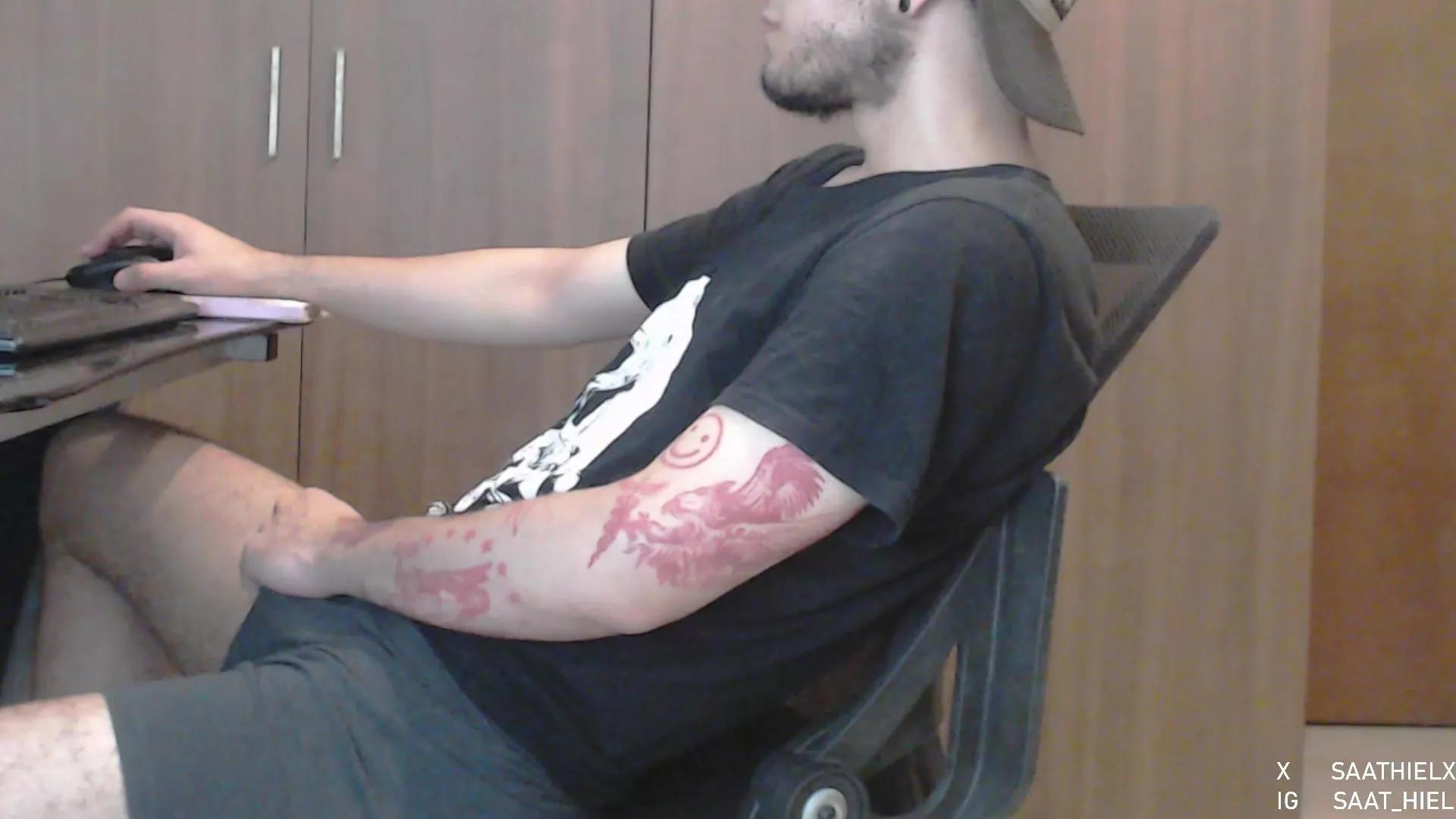 Saathiel from Cam4