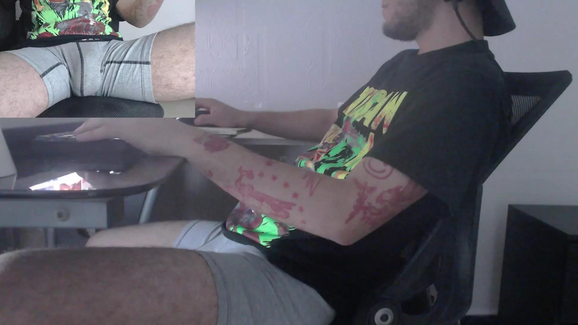 Saathiel from Cam4