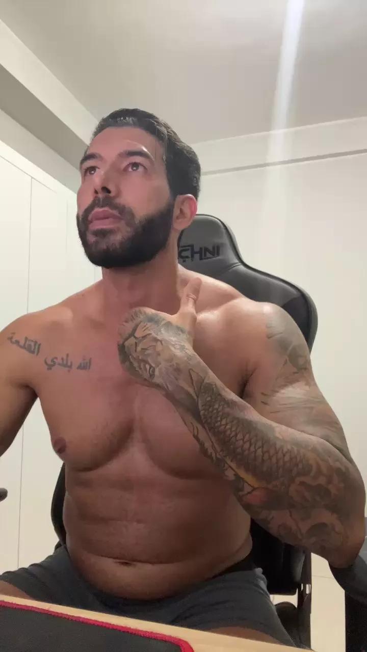 Saradoalto23 from Cam4