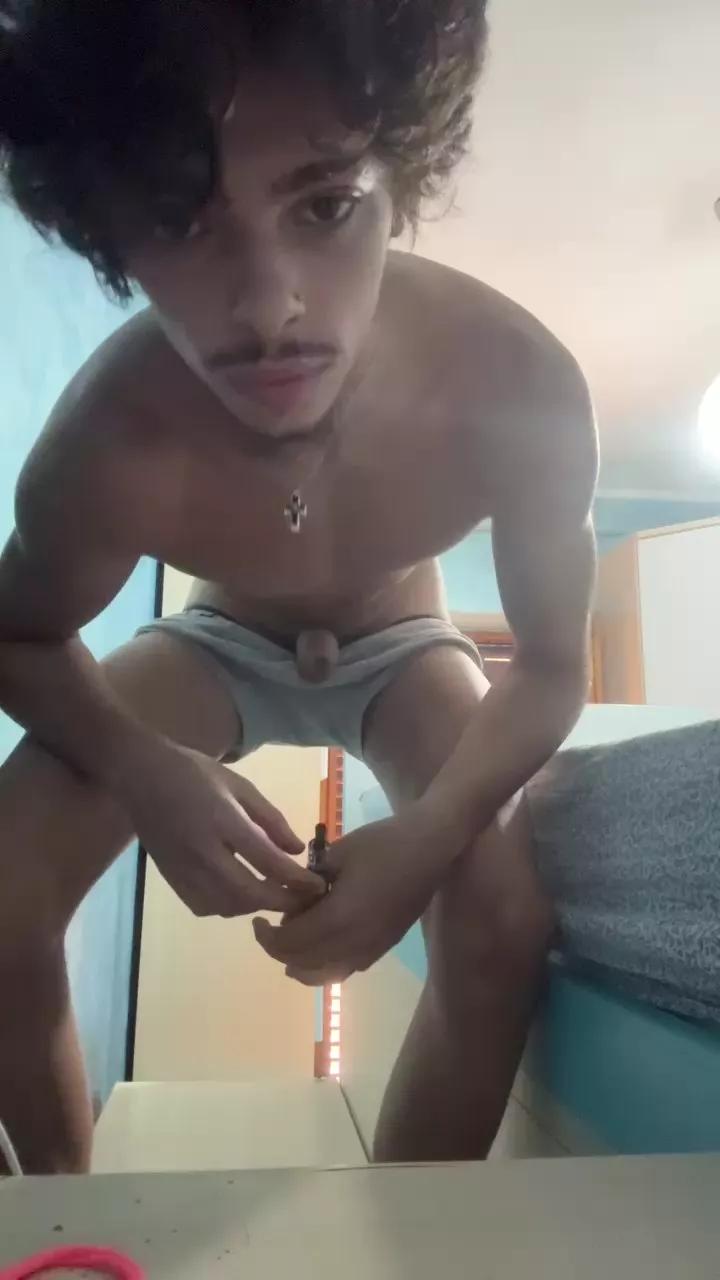 Sasyyy009 from Cam4