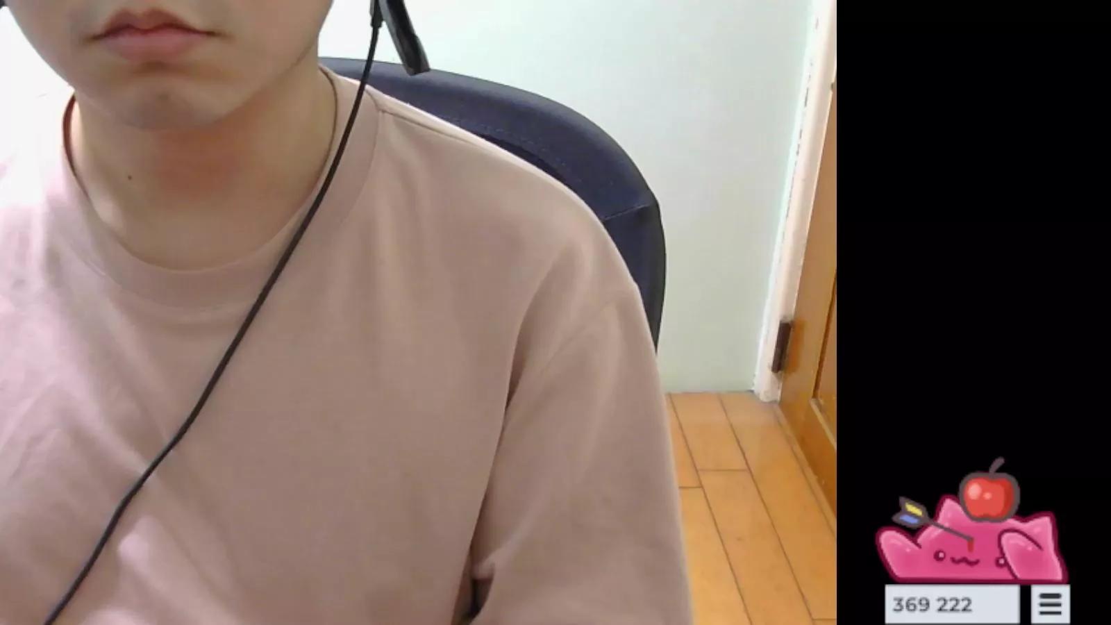 talltalllion from Cam4
