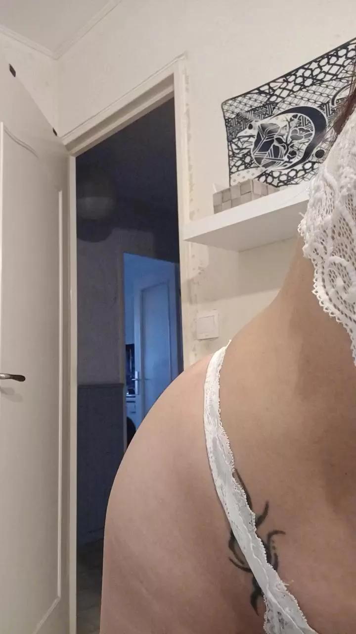Titouna from Cam4
