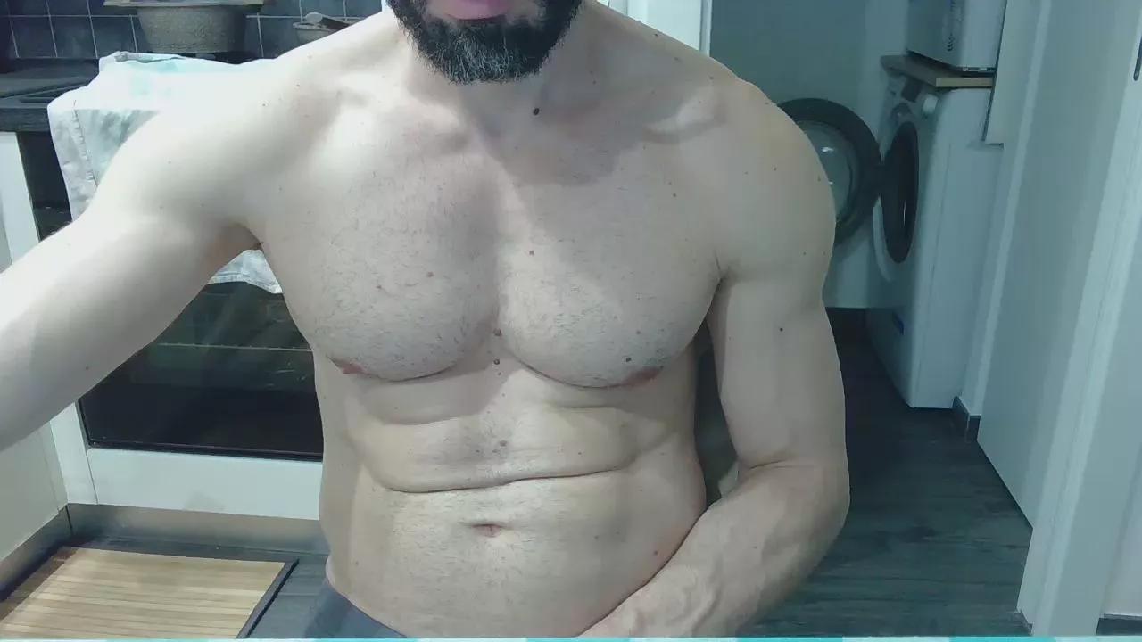 toptrainerr from Cam4