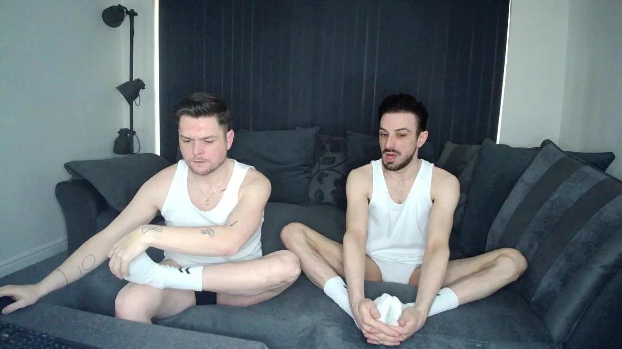 TwoTwinkHusband from Cam4