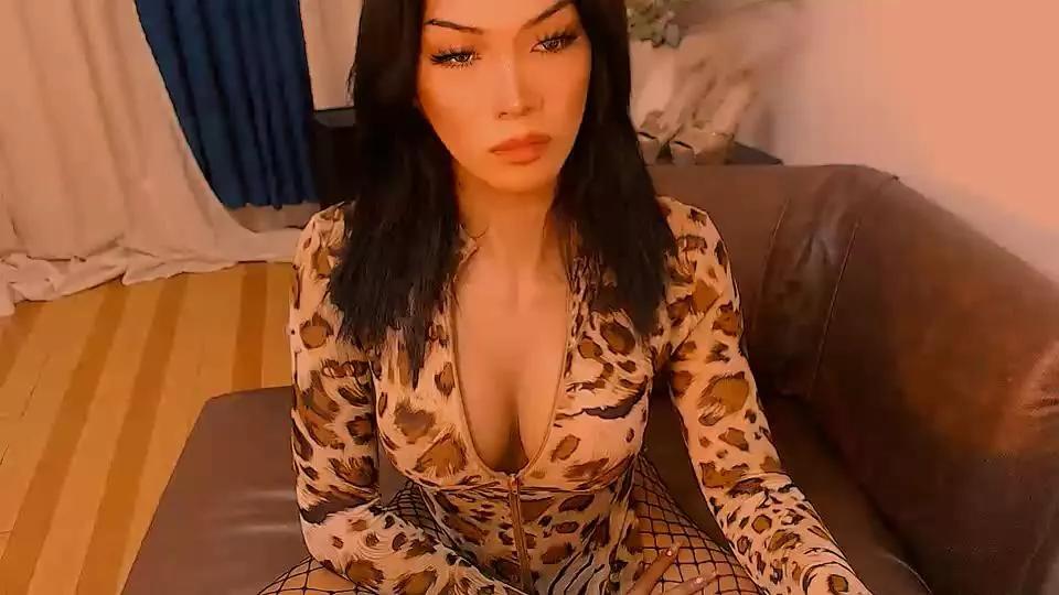 xsassy_lea from Cam4