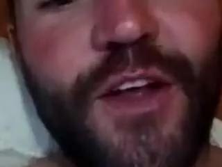 chuckboonesk8 from CamSoda