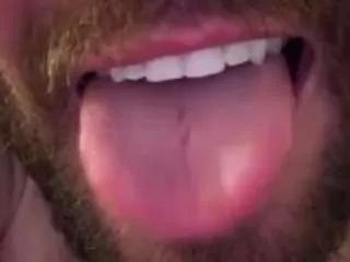 chuckboonesk8 from CamSoda