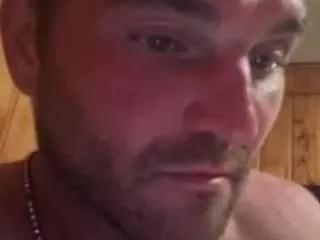 chuckboonesk8 from CamSoda