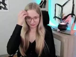 nancystar from CamSoda