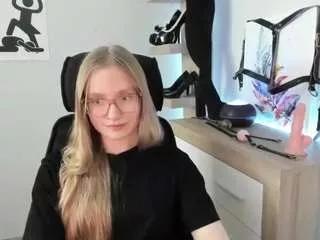 nancystar from CamSoda