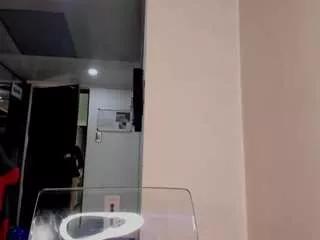 zhaavia from CamSoda
