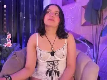 ambar_devon from Chaturbate