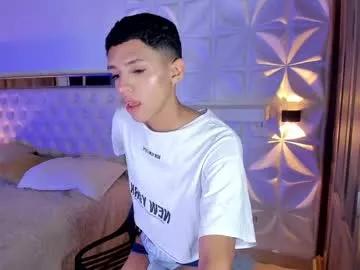 billy_jamees from Chaturbate