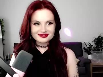 dellacrush_ from Chaturbate