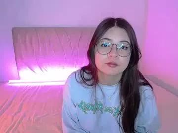emma_naa from Chaturbate