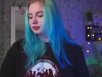 moon_valkyriie from Chaturbate