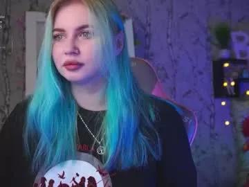 moon_valkyriie from Chaturbate