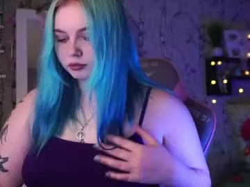 moon_valkyriie from Chaturbate