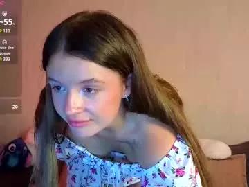 roraline_lov from Chaturbate
