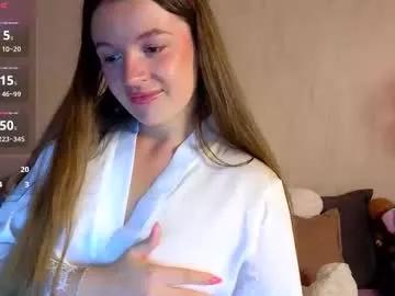 roraline_lov from Chaturbate