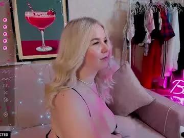 tasty__booty from Chaturbate