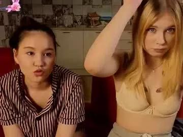 too_cute_blonde_girl from Chaturbate