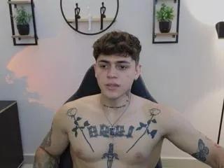 derek_valentino from Flirt4Free